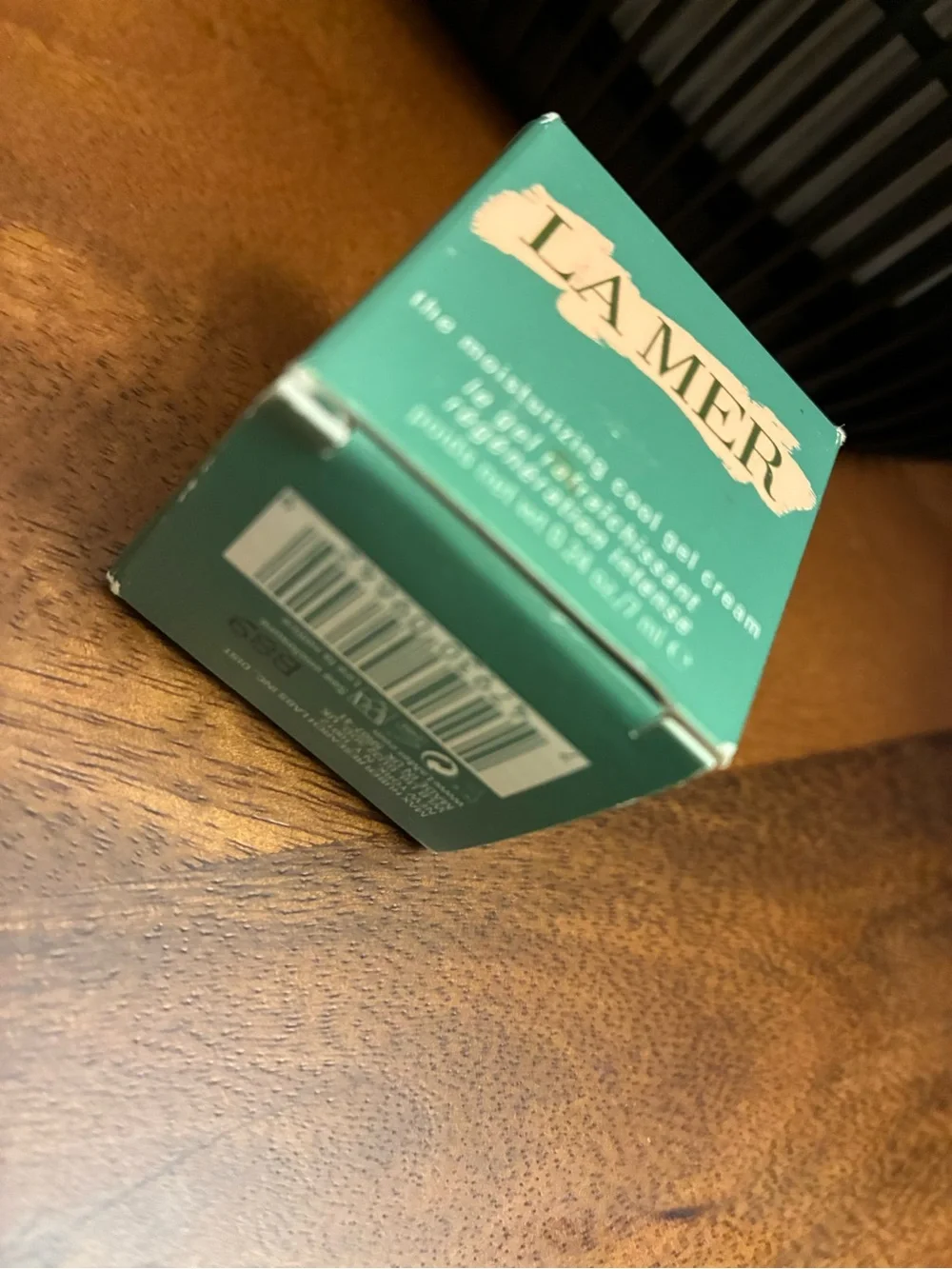 La Mer Moisturizing Gel Cream - Teal Packaging
